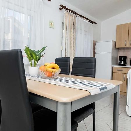 Apartmani Luka Banjol Exteriér fotografie