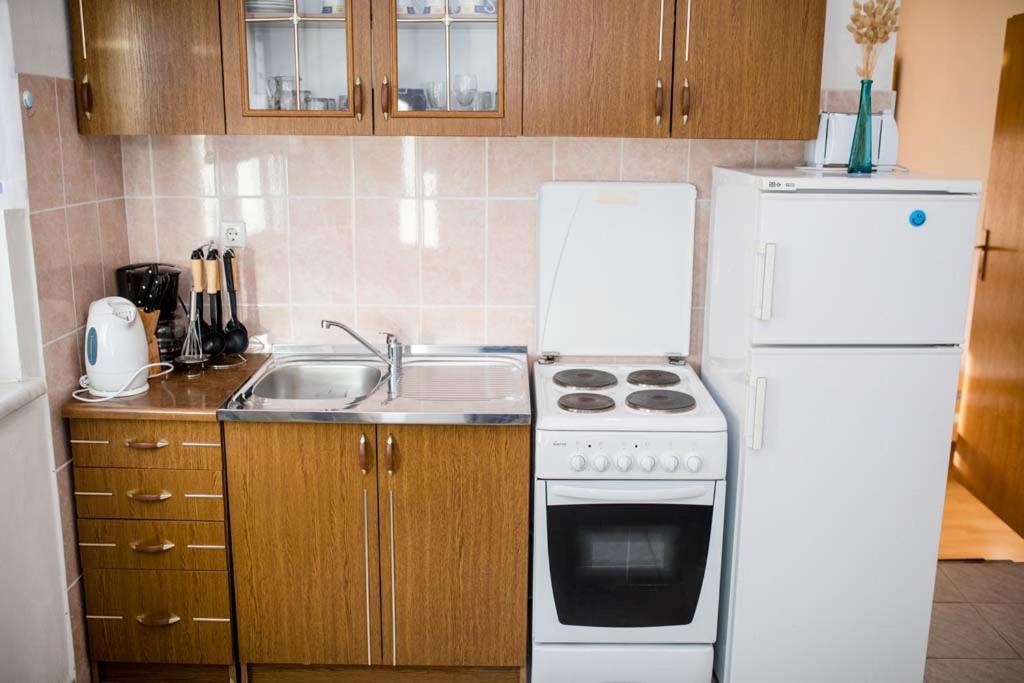 Apartmani Luka Banjol Exteriér fotografie