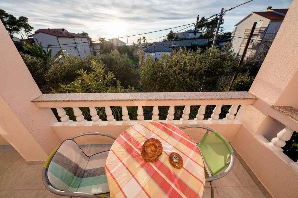 Apartmani Luka Banjol Exteriér fotografie