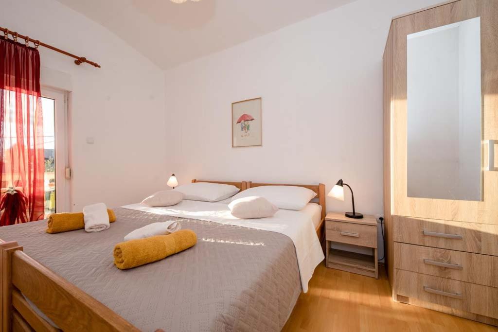 Apartmani Luka Banjol Exteriér fotografie