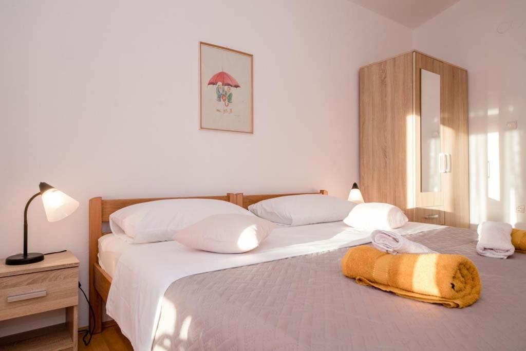 Apartmani Luka Banjol Exteriér fotografie