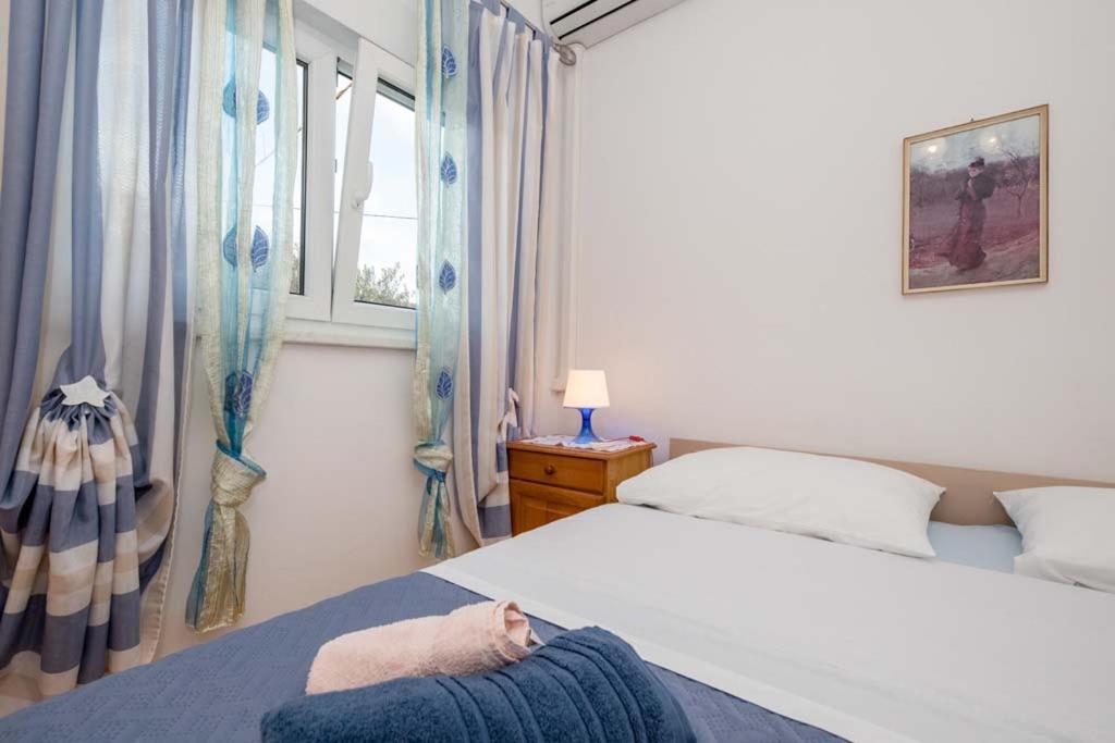 Apartmani Luka Banjol Exteriér fotografie