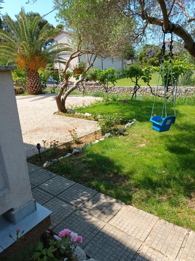 Apartmani Luka Banjol Exteriér fotografie
